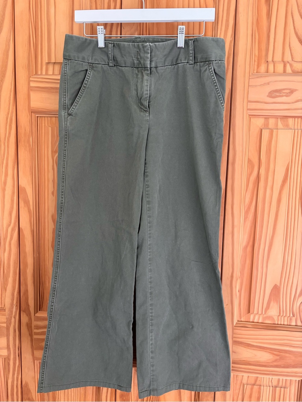 Women's JCrew Favorite Fit Wide-Leg Pants in Olive Green